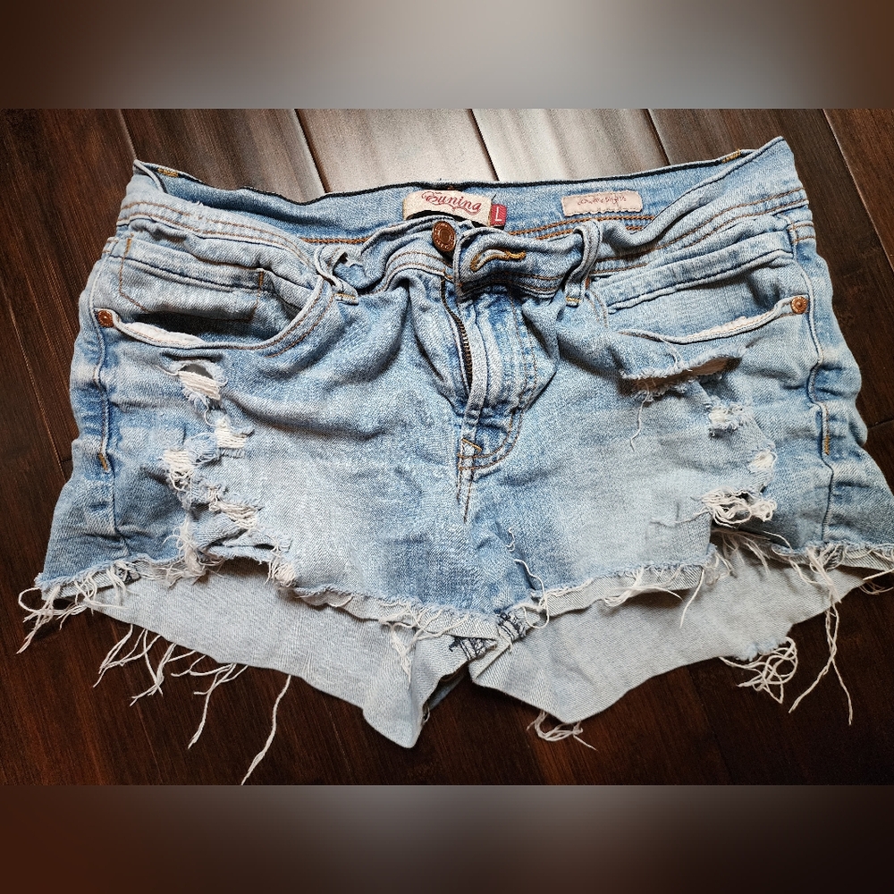 Eunina women's Large jean shorts